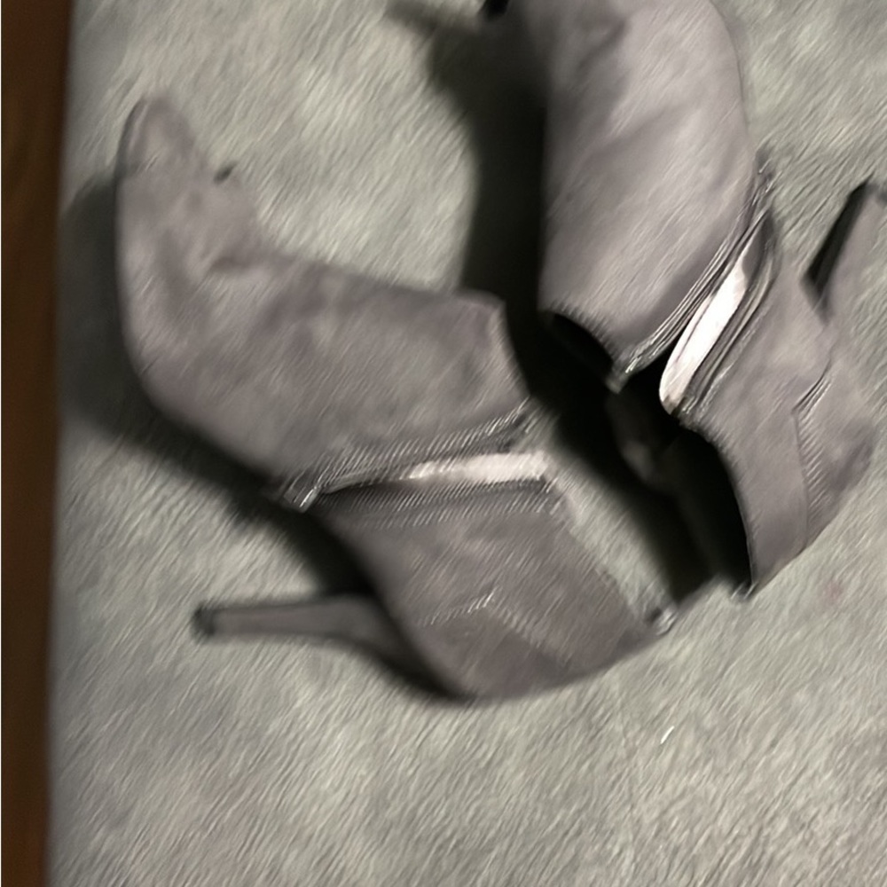 Shoes - Picture 2 of 3